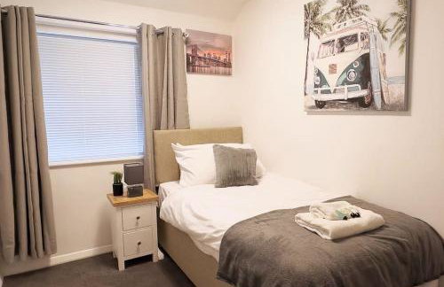 Immaculate 5 Bedroom House - Foto 35