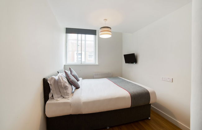 OYO Vincent Apartments - Foto 24