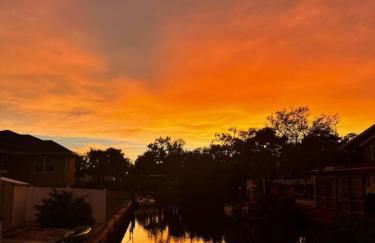 Waterfront duplex, walk to the beach - Foto 43