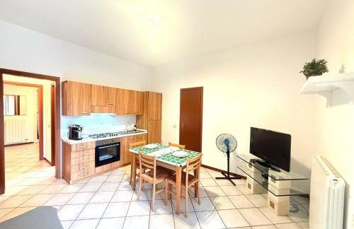 Relax con terrazza giardino e posto auto - Photo 2