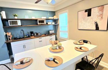 Steps from the Beach, sleeps 4!! - Photo 17