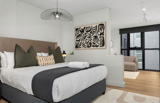 The Tokyo 003 - Photo 12