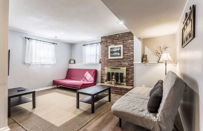 Cozy 6BR in Oklahoma City - Photo 8