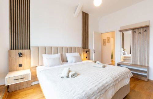 Modern Kudamm Luxury Home with 2 kitches - Foto 9