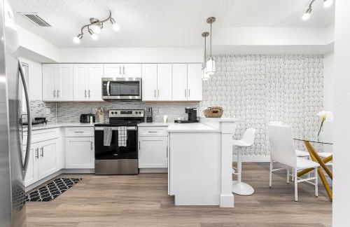 Bright open Townhome Delray Beach - Photo 16