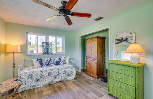 2 Mi to Boat Ramp Home in Bokeelia - Foto 16