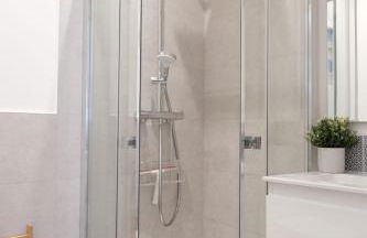 Studio rénové avec belle terrasse - Foto 9