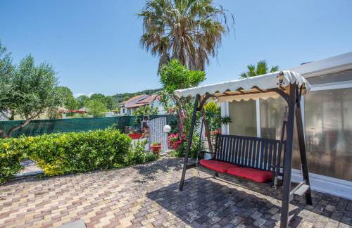 Villa Eleni Holiday Resort 4' walk to Beach with Pool - Ideal for Families and Couples - Foto 17