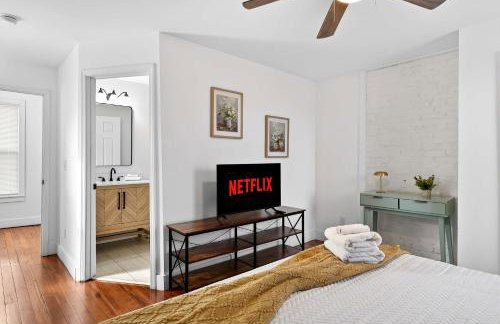 Charming 2nd-Floor Flat 3BR 2BA Free Parking - Foto 19