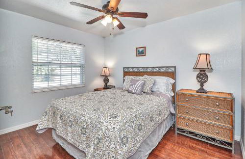 12 Guest Oasis Pool Privacy and Comfort Await - Foto 15