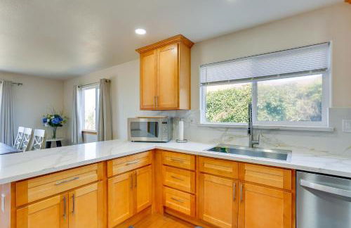 Seaside Eureka Vacation Rental with Bay Views! - Foto 8