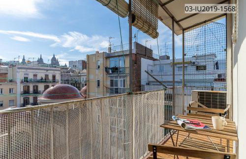 AB Poble Sec - Plaza España - Foto 2