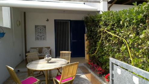 Villetta Silvana tra mare e pineta self check in dopo le 20 - Foto 1, Garden