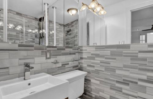 Spacious SoHo 1Bedroom Unit Washer & Dryer - Foto 14