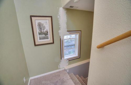 Cascade Cabin Hideaway with Views, half Mi to Lake - Foto 14