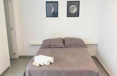 04 - ESTÚDIO com ÁREA PRIVATIVA, Vaga de garagem, Máquina de lavar, Wi-fi, TV smart, próximo a Skema School - Foto 2