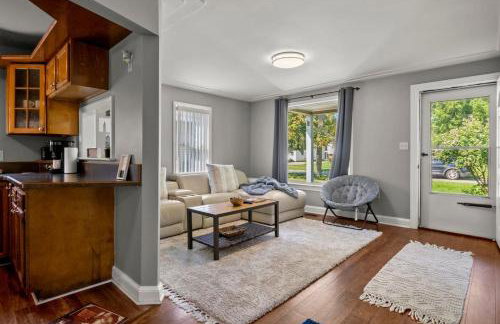 Cozy 3 Bedroom Near Airport And Downtown Detroit - Foto 11