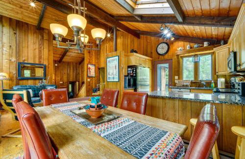 Jamaica Vacation Home with Deck 8 Mi to Skiing! - Foto 7