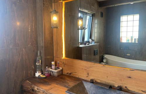 The Ridge London - Luxury Designer Villa with hot tub and sauna, Bexley borough of London - Foto 48