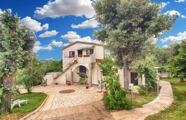 Apartment 1408 - Photo 1