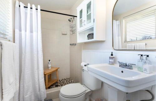 SoCal Retreat with Pool and Spacious Backyard - Foto 37