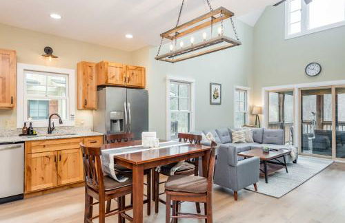 Game Room and Wraparound Decks Cullowhee Home! - Foto 7