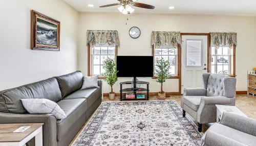 Near Shipshewana and Amish Country Patio and Grill! - Foto 3