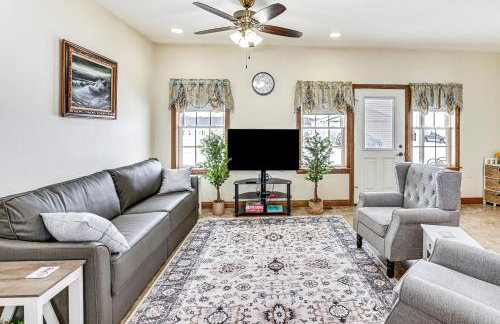 Near Shipshewana and Amish Country Patio and Grill! - Foto 3