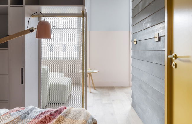 Eden Locke - Photo 15