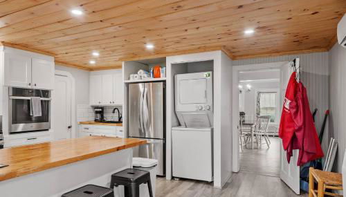 Charming Kennebunk Cape - Walk to Dock Square! - Foto 2