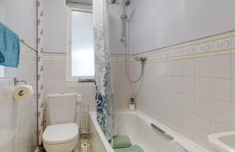 Modern 4 bedroom house in Heathrow, London - Foto 14
