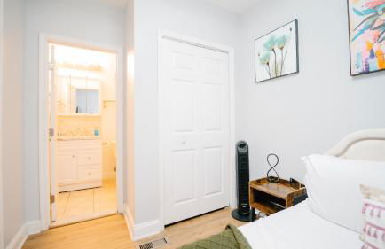 Stylish 5BR DC Retreat Backyard Free Parking - Foto 26