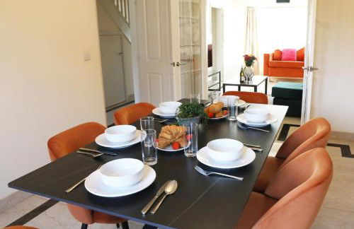 Spacious home with office and double driveway & FREE Wifi By ULTIMATE HOMES AWAY - Foto 5