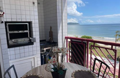 Apartamento frente mar na Enseada - Foto 7