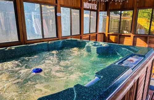 Maple House Romantic Getaway WHot Tub Near IAH - Foto 52