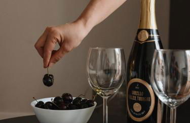 Deluxe Central Apartment - Photo 24