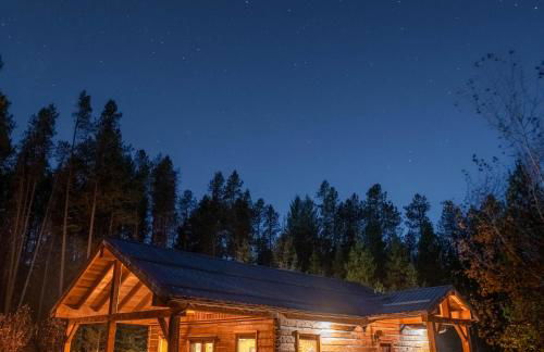 Frontier Cabin by Twin Beds Vacation Homes - Photo 48