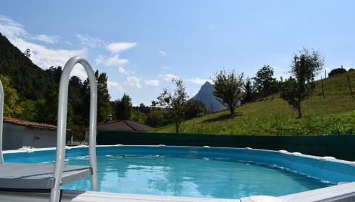 LA CASA AZUL, un oasis de calma, vistas impresionantes con PISCINA, SALTADOR, BARBACOA y acceso al río Asón - Foto 4