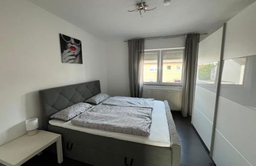 Elegante Apartment in Erftstadt mit Balkon, Zentral, Bahnhof nah, Phantasialand Brühl bei Cologne - Foto 17