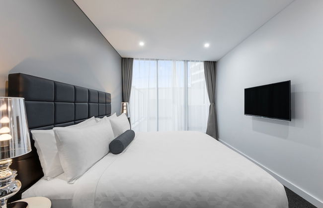 Meriton Suites Church Street, Parramatta - Photo 15