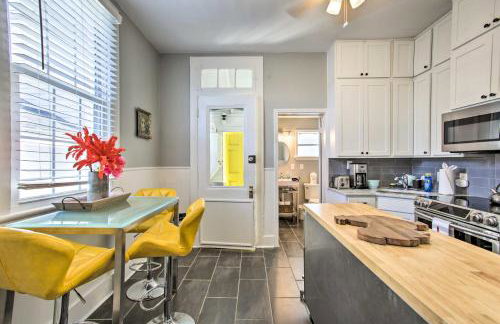 Uptown NOLA Apt on Magazine Street with Backyard! - Photo 8
