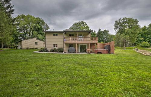 Indian Lake Retreat with Wet Bar and Covered Deck - Foto 34