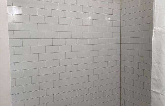 Renovated 1 Bedroom in Forest Hills - A - Foto 8