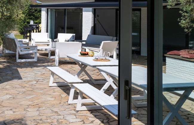 Charming Villa With Indoor Swimming Pool, Near the Beach and Town Centre - Foto 36