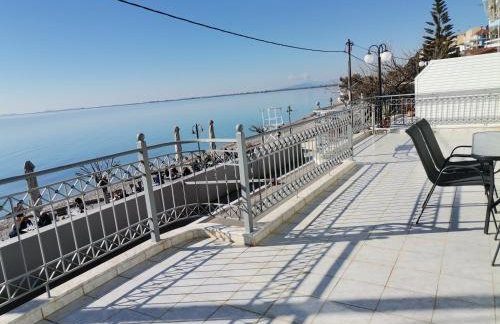 Διαμέρισμα Παραλία Μενιδίου - Foto 10