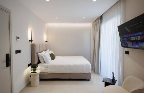 Elysian Boutique Suites - Photo 21