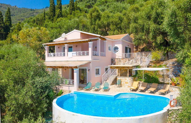 Villa Petros Large Private Pool Walk to Beach Sea Views A C Wifi Car Not Required - 180 - Foto 15