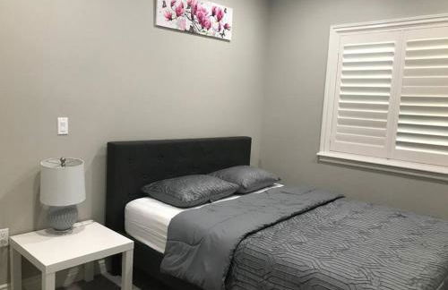 New! Modern Gated Summer Getaway Home - Foto 26