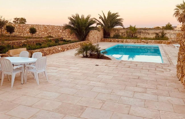 Farmhouse Villa in Gozo With Large Pool & Garden - Foto 13