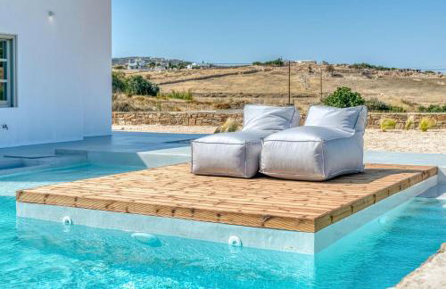 Lil Paros Luxury suites - Photo 22